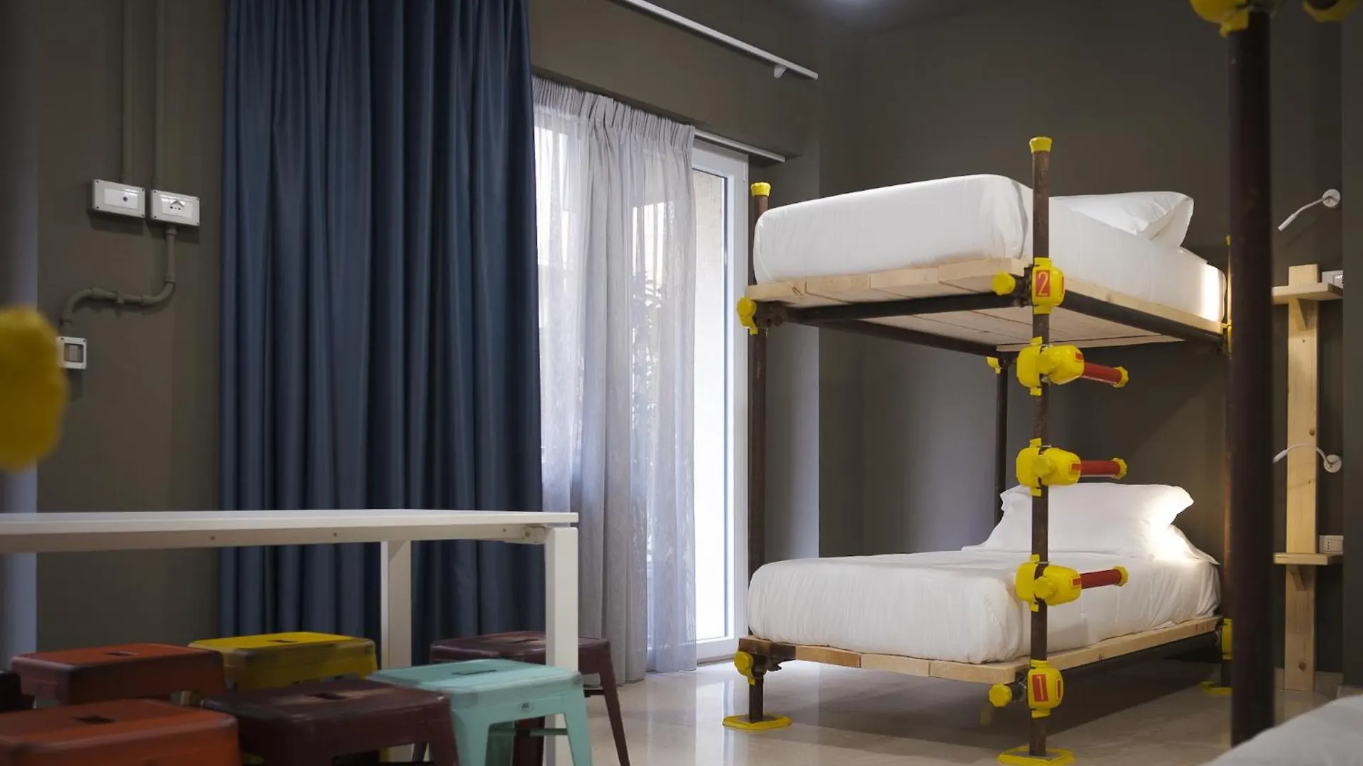 Hostelo - Luxury Hostel Палермо Италия