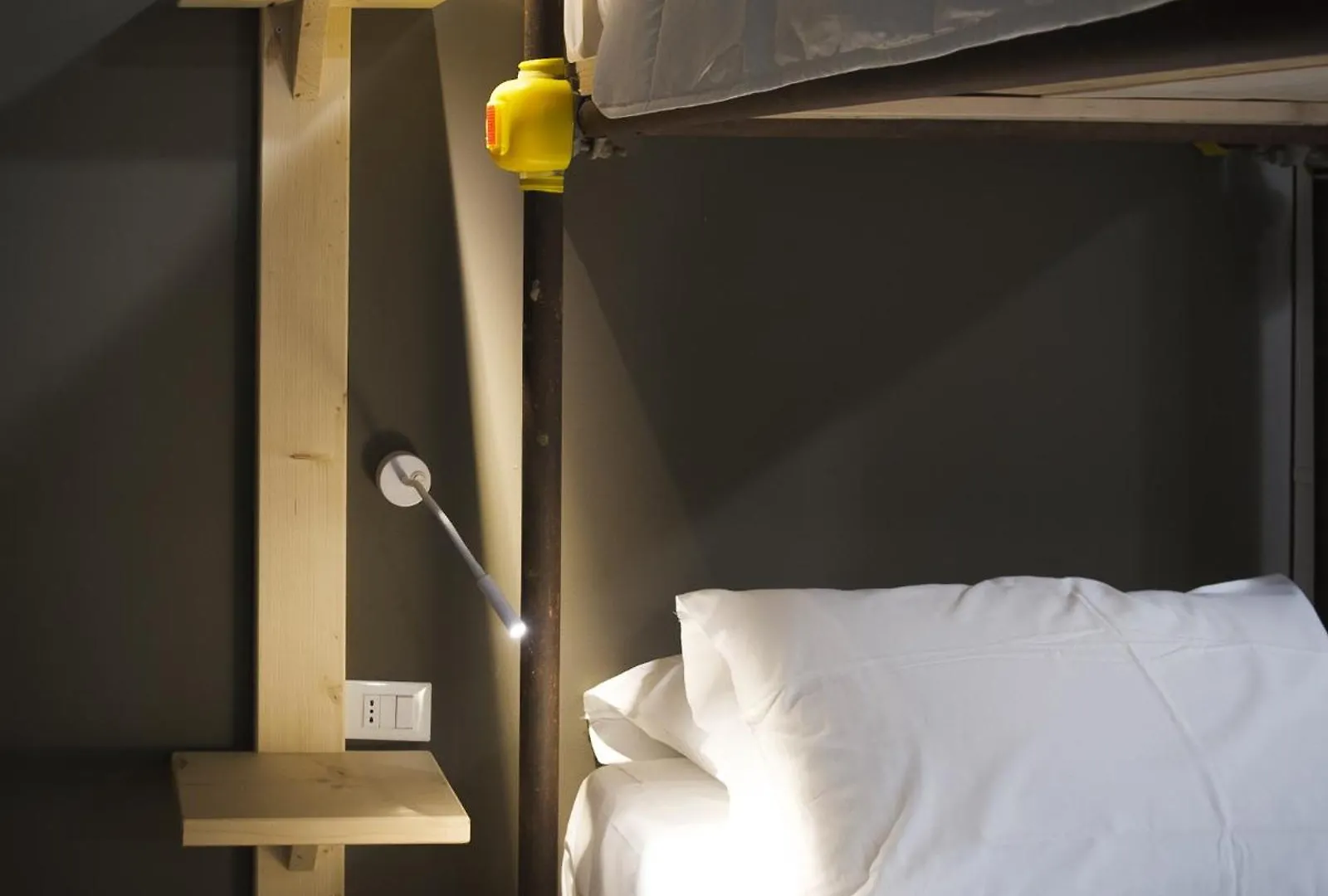 Hostelo - Luxury Hostel Палермо Италия