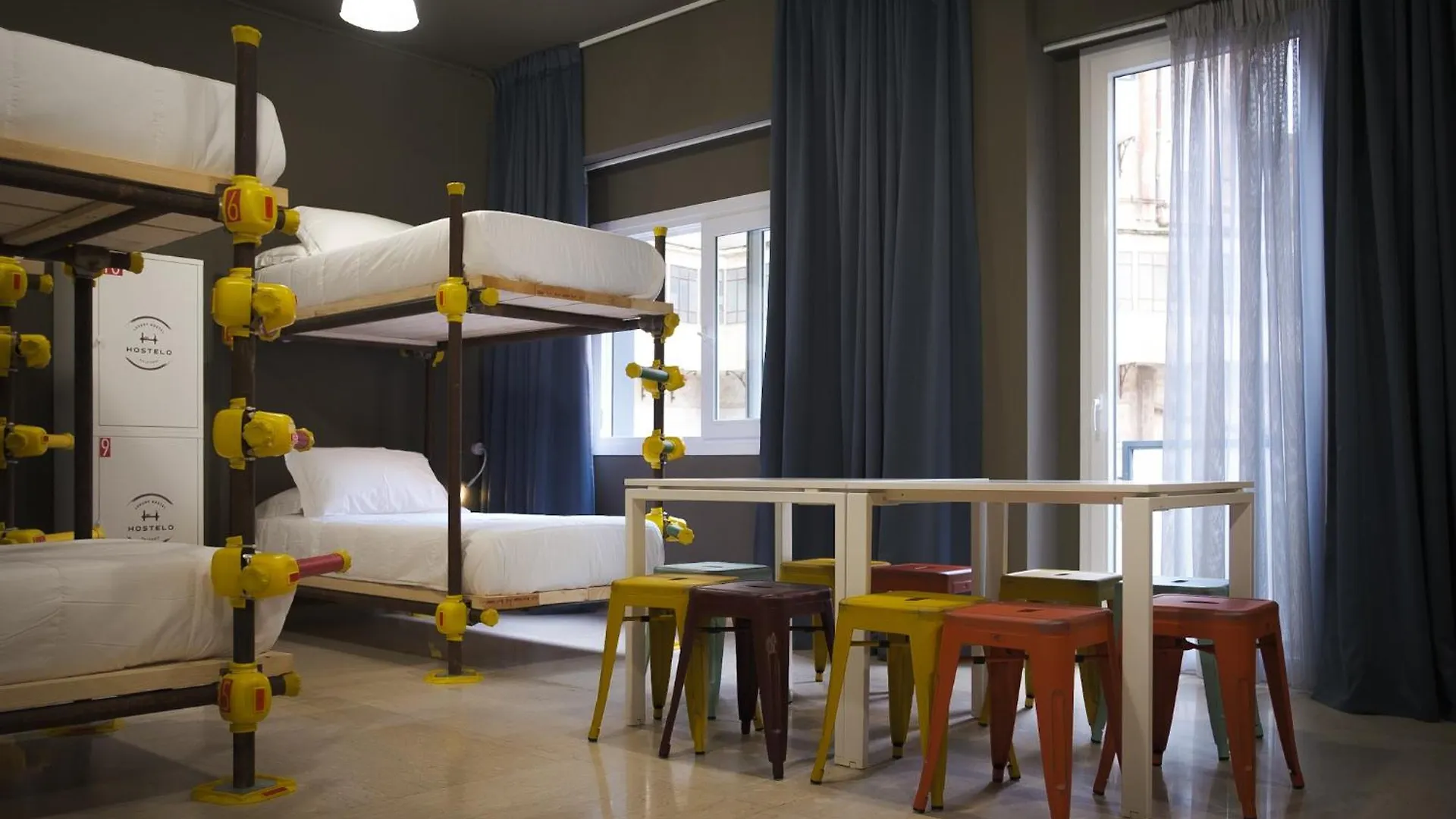 Hostelo - Luxury Hostel Палермо Италия