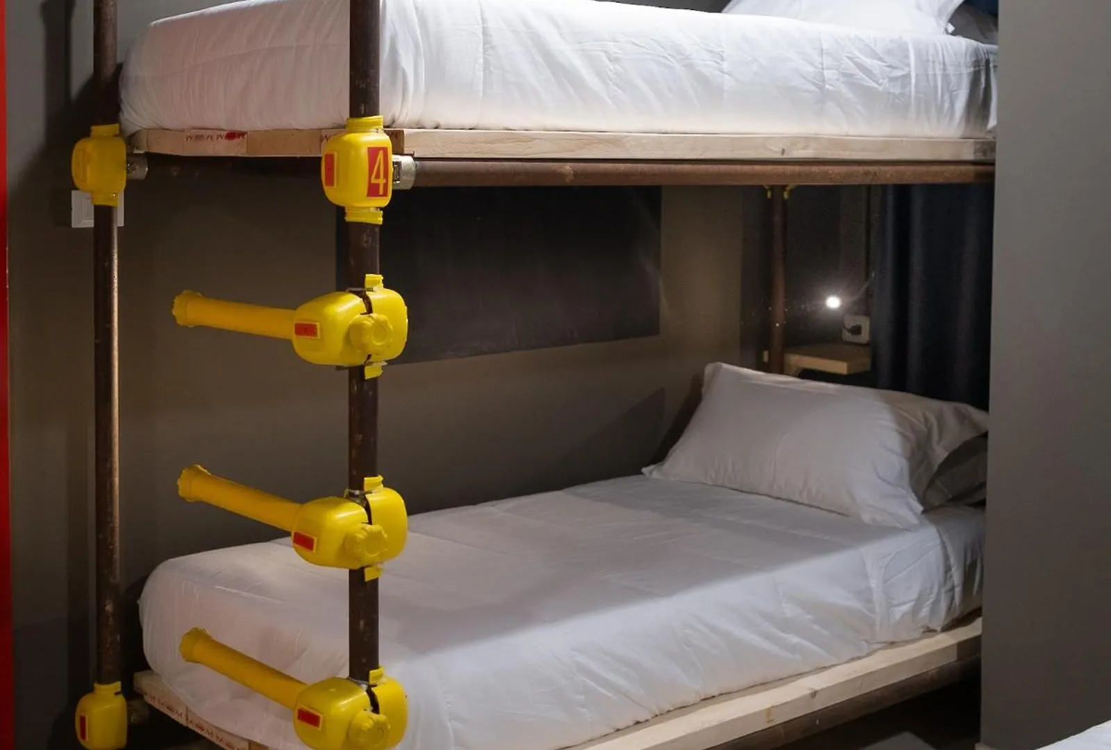 Hostelo - Luxury Hostel Палермо Италия