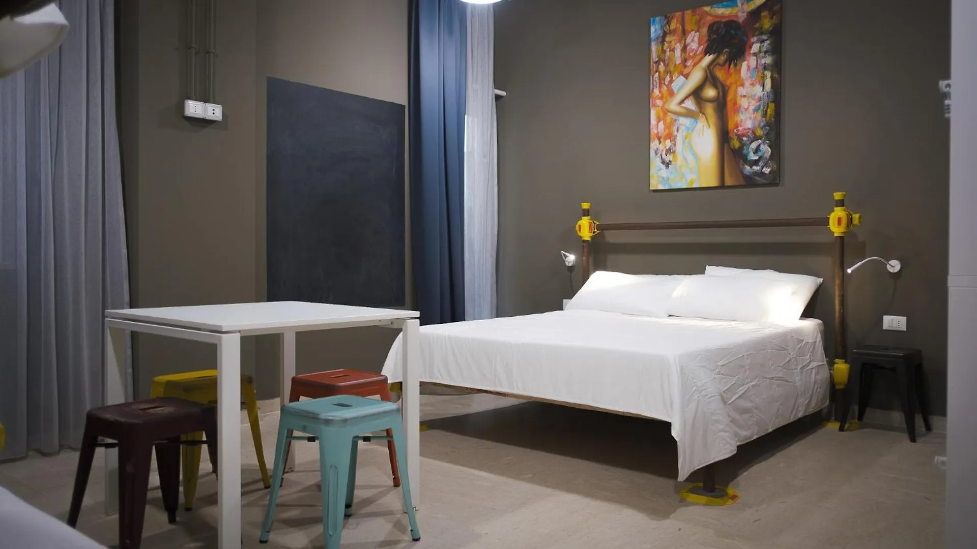 Hostelo - Luxury Hostel Палермо 0*,